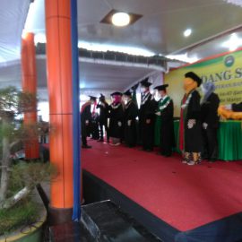 Wisuda Sarjana Ke-47 Univet Bantara terlaksana secara Drive Thru